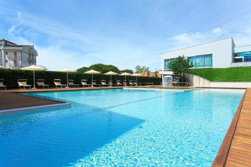 Hotel Torino Lido di Jesolo Esterno foto